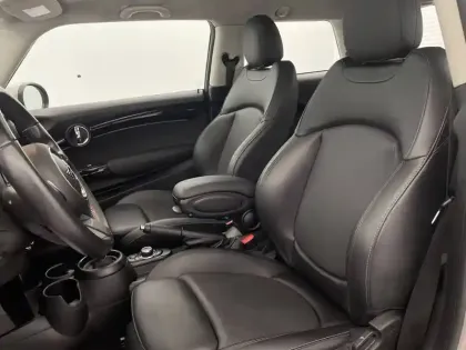 Photo 13 Mini Mini Hatch 3 Portes Cooper 136 ch DKG7