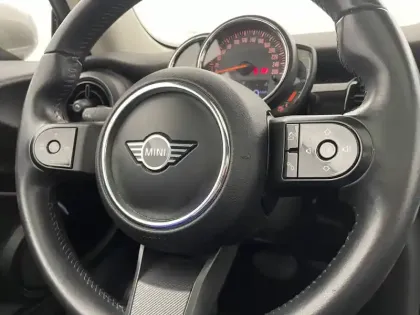 Photo 29 Mini Mini Hatch 3 Portes Cooper 136 ch DKG7