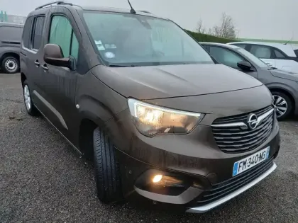 Photo 13 Opel Combo  Life L1H1 1.2  110ch Start/Stop