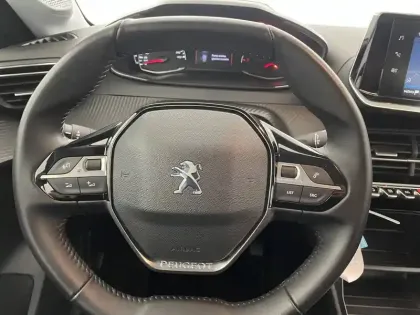 Photo 22 Peugeot 208  PureTech 75 S&S BVM5