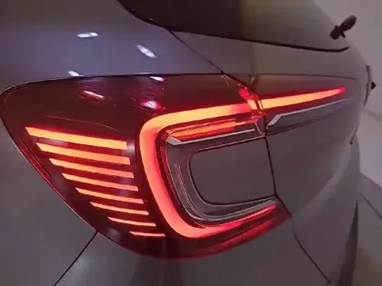 Photo 16 Renault Captur  TCe 90