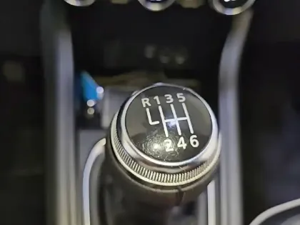 Photo 77 Renault Captur  TCe 90