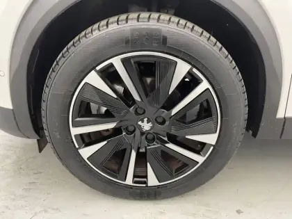 Photo 16 Peugeot 2008  Electrique 136 ch