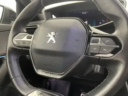 Photo 28 Peugeot 2008  Electrique 136 ch