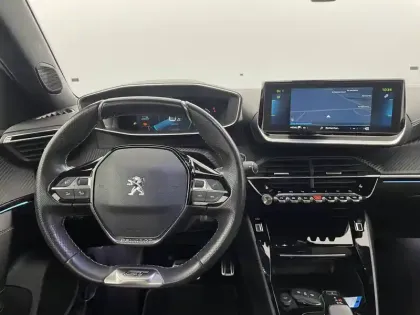 Photo 21 Peugeot 2008  Electrique 136 ch