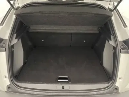 Photo 12 Peugeot 2008  Electrique 136 ch