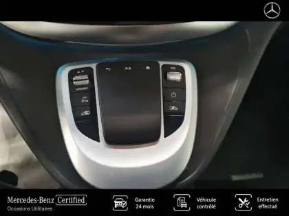 Photo 18 Mercedes EQV  300 Long 204 ch