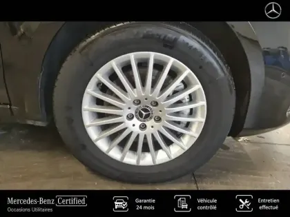 Photo 13 Mercedes EQV  300 Long 204 ch