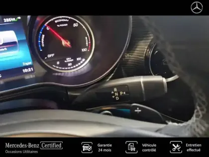 Photo 12 Mercedes EQV  300 Long 204 ch