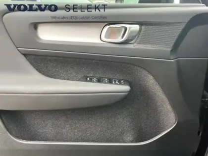 Photo 17 Volvo Xc40  B3 163 ch DCT7