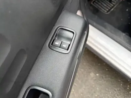 Photo 14 Citroën C3  PureTech 83 BVM5