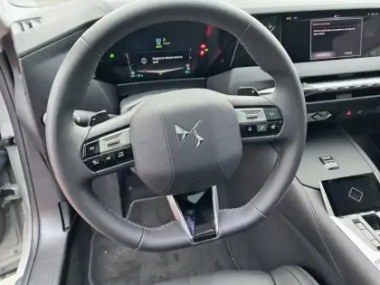 Photo 8 DS DS 4  Hybride E-Tense 225 EAT8