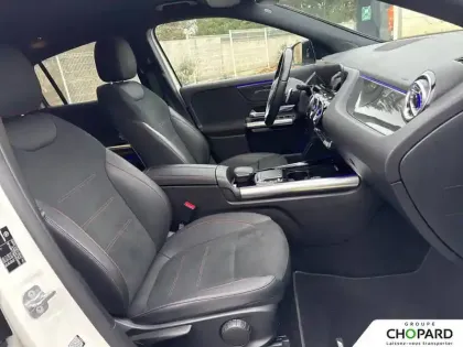 Photo 12 Mercedes GLA  200 d 8G-DCT