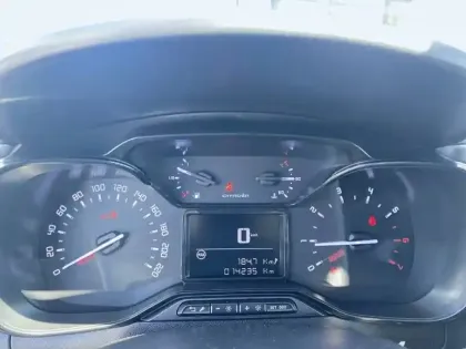 Photo 9 Citroën C3  PureTech 83 S&S BVM5