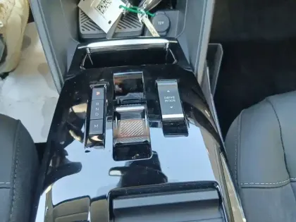 Photo 13 Citroën C4  BlueHDi 130 EAT8