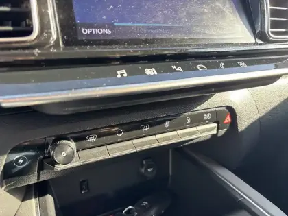 Photo 20 Citroën C5 aircross  Hybride Rechargeable 225 S&S e-EAT8