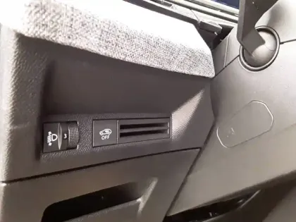 Photo 76 Peugeot 3008  Hybrid 136 e-DCS6
