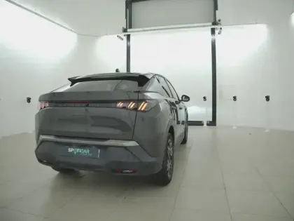Photo 52 Peugeot 3008  Hybrid 136 e-DCS6