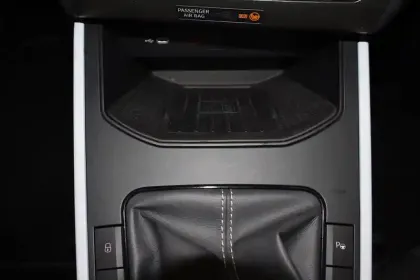 Photo 19 Seat Arona  1.0 TSI 95 ch Start/Stop BVM5