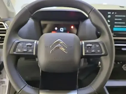 Photo 8 Citroën C4  PureTech 100 BVM6