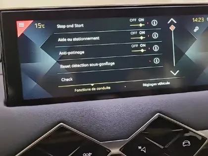 Photo 20 DS DS 3  Crossback BlueHDi 130 S&S EAT8