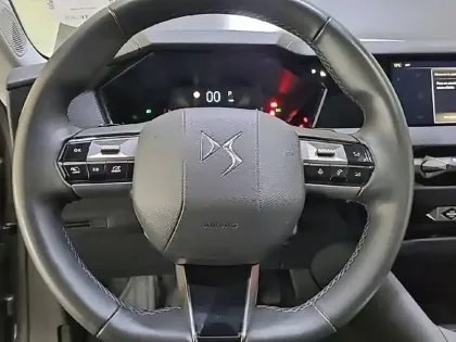 Photo 38 DS DS 4  PureTech 130 EAT8