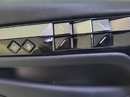 Photo 28 DS DS 4  PureTech 130 EAT8