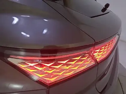 Photo 46 DS DS 4  PureTech 130 EAT8