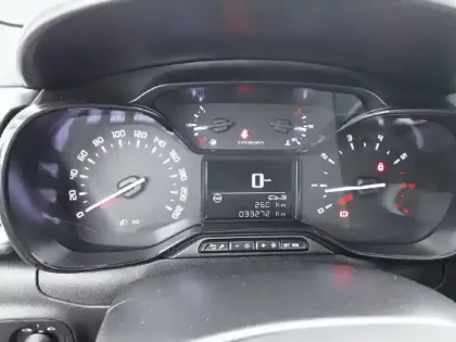 Photo 9 Citroën C3  PureTech 83 S&S BVM5