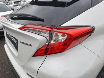 Photo 33 Toyota C-HR  Hybride 122h