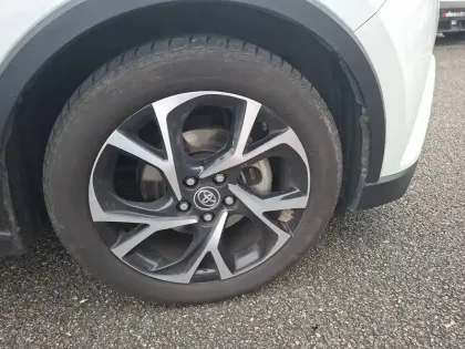 Photo 10 Toyota C-HR  Hybride 122h