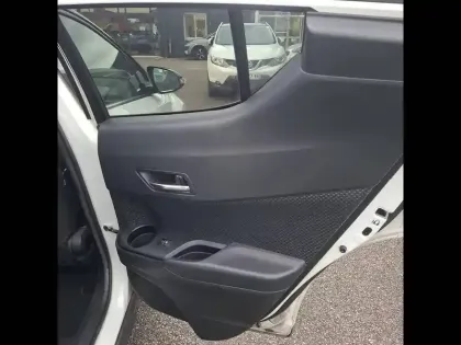 Photo 15 Toyota C-HR  Hybride 122h