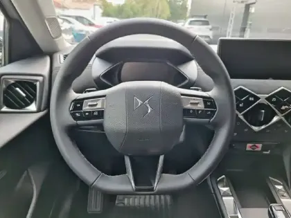 Photo 8 DS DS 3  Hybride 145 e-DCT6