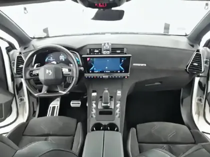 Photo 7 DS Ds 7 DS7 Crossback Hybride E-Tense 300 EAT8 4x4