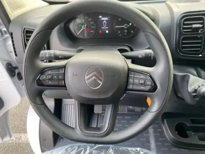 Photo 8 Citroën Jumper  FOURGON TOLE 33 L2H2 140 S&S BVM6