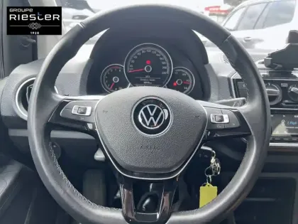 Photo 13 Volkswagen Up  1.0 60 BlueMotion Technology BVM5