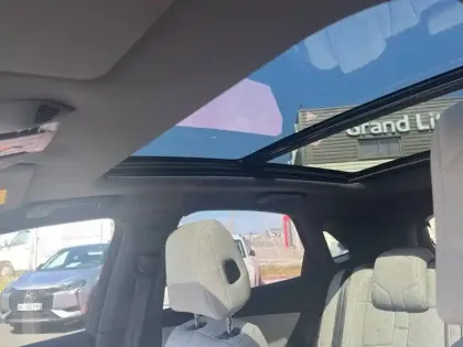 Photo 18 DS Ds 7  Hybride Rechargeable E-Tense 225 EAT8