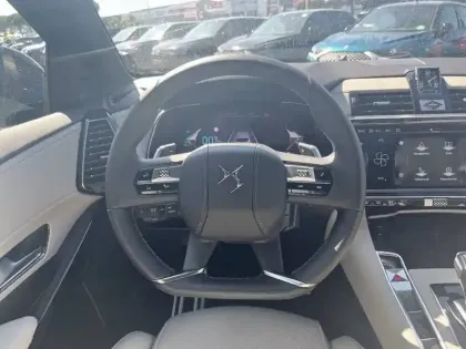 Photo 8 DS Ds 7  Hybride Rechargeable E-Tense 225 EAT8