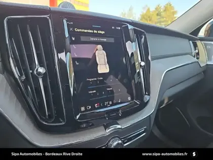 Photo 33 Volvo Xc60  T6 AWD Hybride rechargeable 253 ch+145 ch Geartronic 8