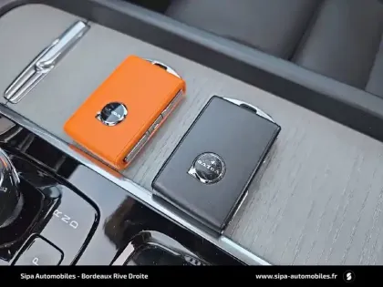 Photo 34 Volvo Xc60  T6 AWD Hybride rechargeable 253 ch+145 ch Geartronic 8