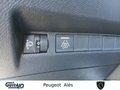 Photo 14 Peugeot 208  Electrique 50 kWh 136ch