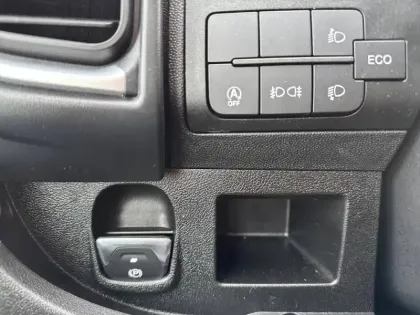 Photo 26 Citroën Jumper  FOURGON TOLE 33 L2H2 140 S&S BVM6