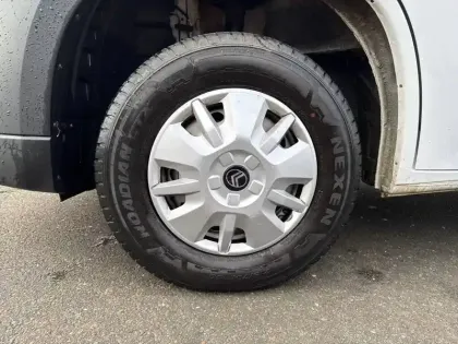 Photo 12 Citroën Jumper  FOURGON TOLE 33 L2H2 140 S&S BVM6