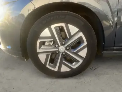 Photo 8 Hyundai Kona  Electrique 39 kWh - 136 ch