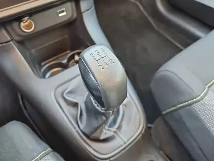 Photo 13 Citroën C3  PureTech 82 S&S BVM5