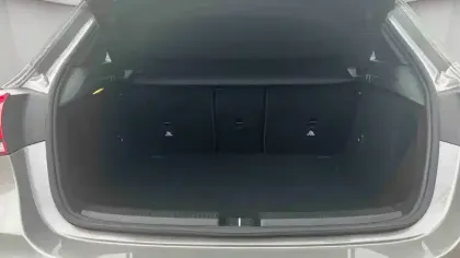 Photo 6 Mercedes Classe A  180 7G-DCT