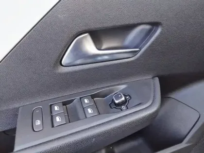 Photo 14 Opel Astra  1.2 Turbo 110 ch BVM6