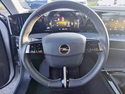 Photo 32 Opel Astra  1.2 Turbo 110 ch BVM6
