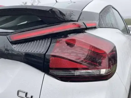 Photo 16 Citroën C4  SOCIETE PURETECH 100 S&S BVM6