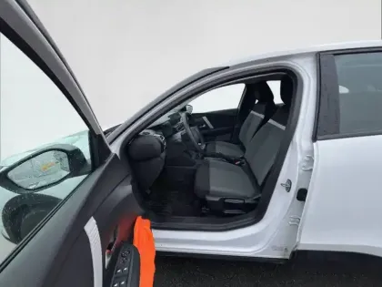 Photo 50 Citroën C4  SOCIETE PURETECH 100 S&S BVM6